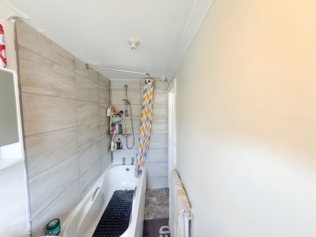 3 bed terraced house for sale in Hanbury Street, Glan Y Nant  - Property Image 10