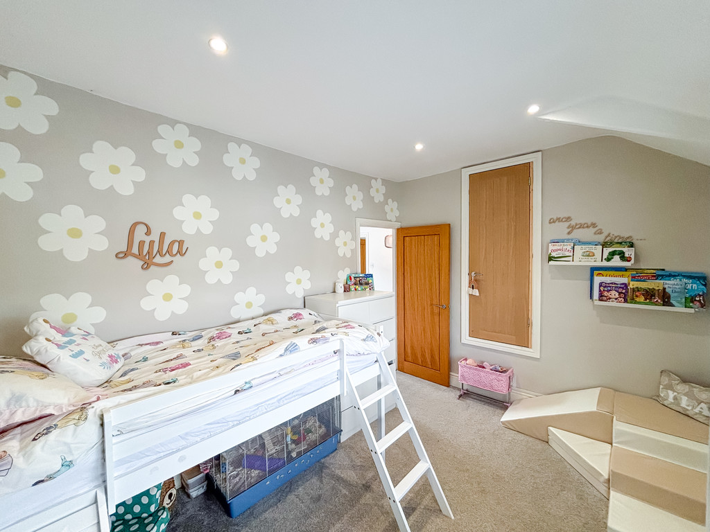 3 bed terraced house for sale in Treowen Road, Newbridge - Property Image 22