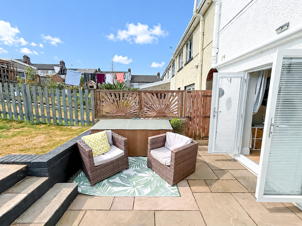3 bed terraced house for sale in Treowen Road, Newbridge - Property Image 24