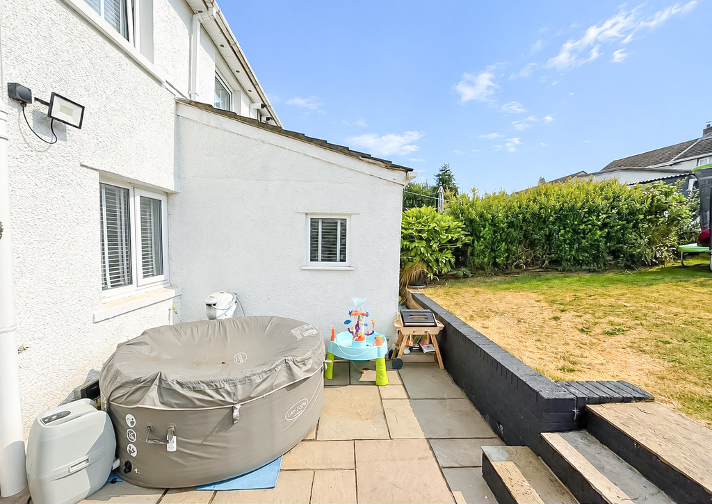 3 bed terraced house for sale in Treowen Road, Newbridge - Property Image 25