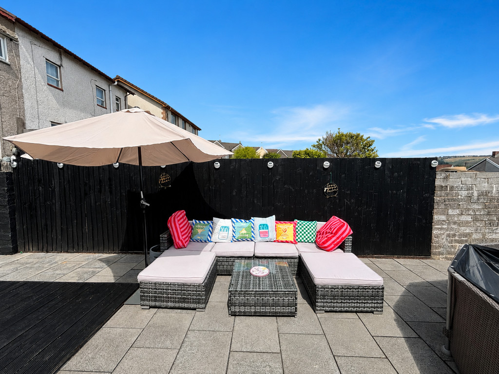 2 bed terraced house for sale in Baldwin Street, Bargoed  - Property Image 22