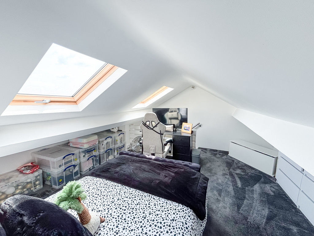 2 bed terraced house for sale in Baldwin Street, Bargoed  - Property Image 19