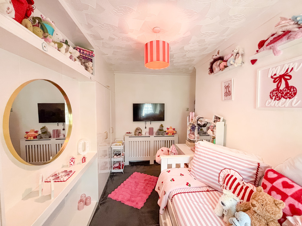 2 bed terraced house for sale in Baldwin Street, Bargoed  - Property Image 17