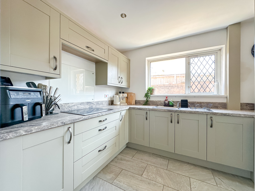 3 bed semi-detached house for sale in Greenhill Place, Gelligaer  - Property Image 6