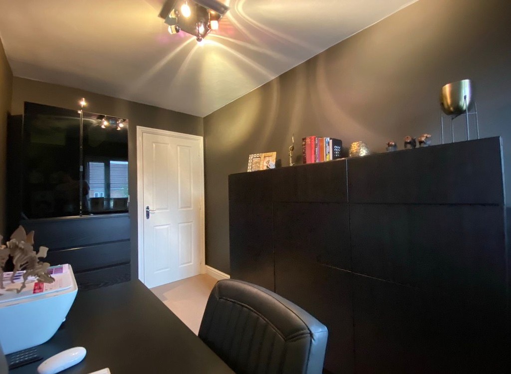 4 bed town house for sale in Buzzard Way, Penallta - Property Image 24
