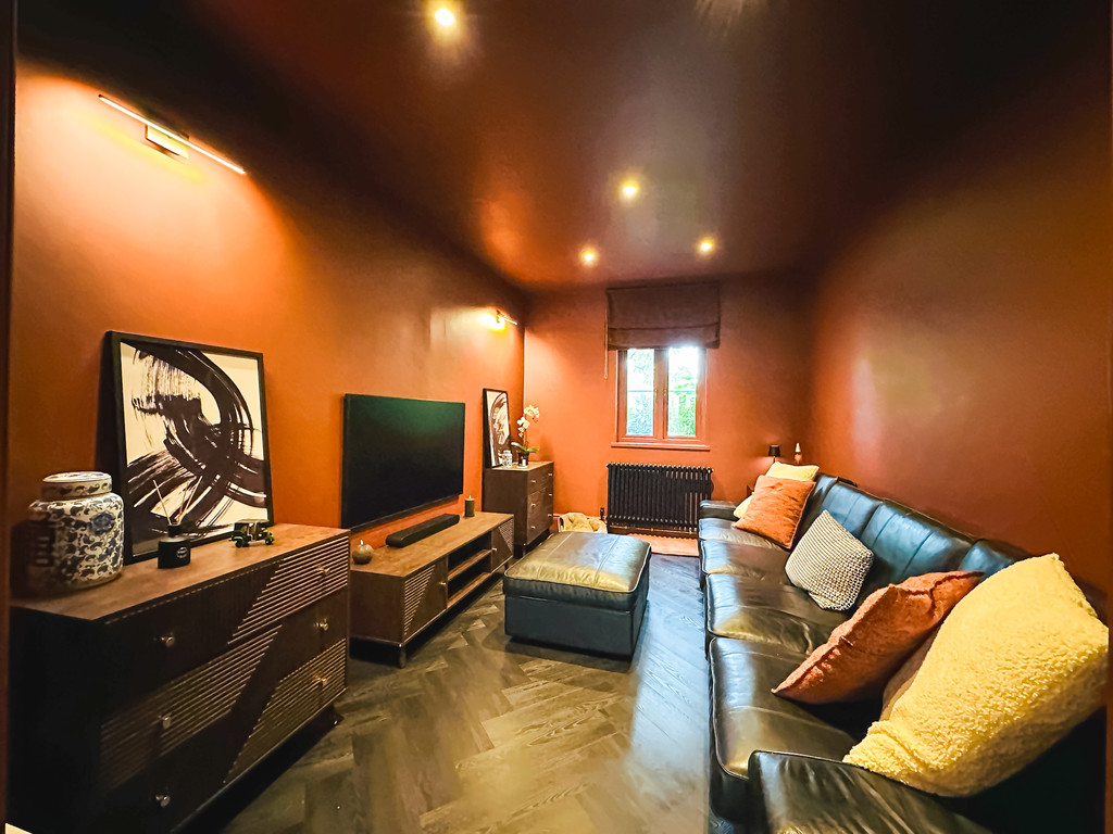 4 bed town house for sale in Buzzard Way, Penallta - Property Image 5