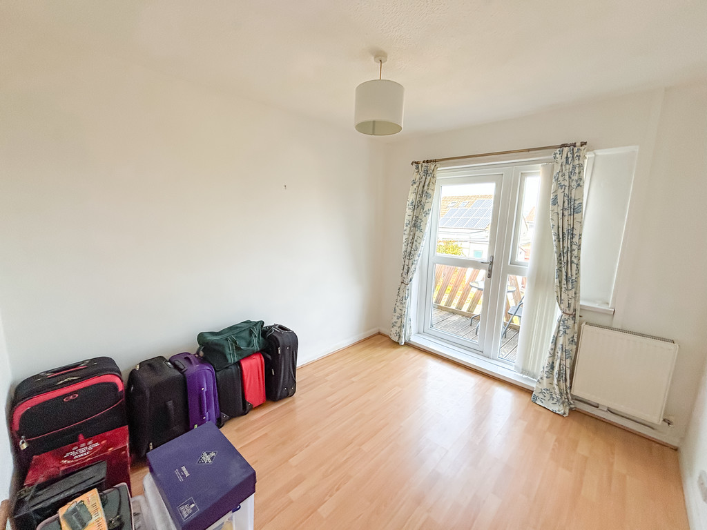 2 bed semi-detached bungalow for sale in St. Annes Gardens, Maesycwmmer - Property Image 10