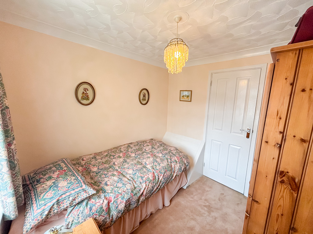 3 bed semi-detached house for sale in Oakdale Terrace, Penmaen, Blackwood  - Property Image 15