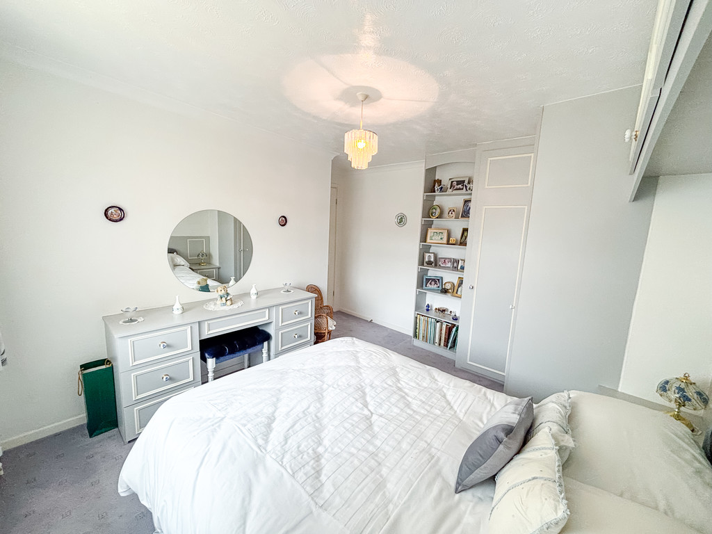 3 bed semi-detached house for sale in Oakdale Terrace, Penmaen, Blackwood  - Property Image 14