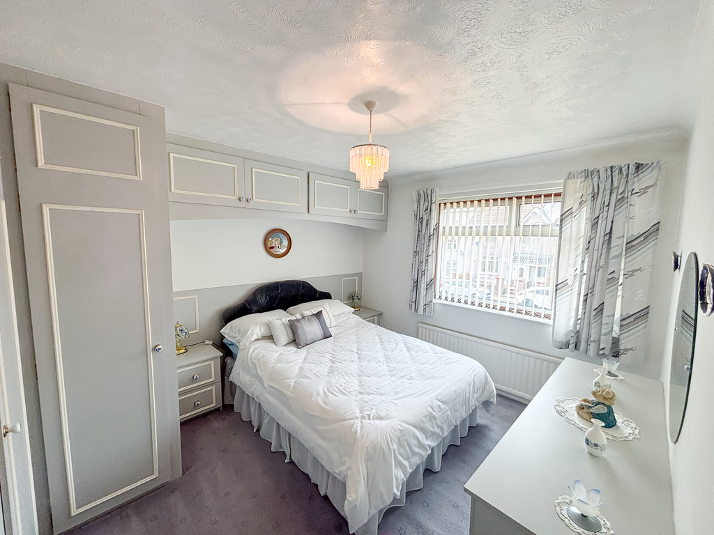 3 bed semi-detached house for sale in Oakdale Terrace, Penmaen, Blackwood  - Property Image 13