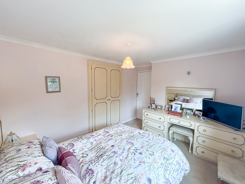 3 bed semi-detached house for sale in Oakdale Terrace, Penmaen, Blackwood  - Property Image 17