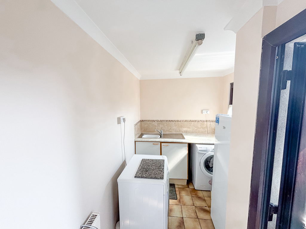 3 bed semi-detached house for sale in Oakdale Terrace, Penmaen, Blackwood  - Property Image 10