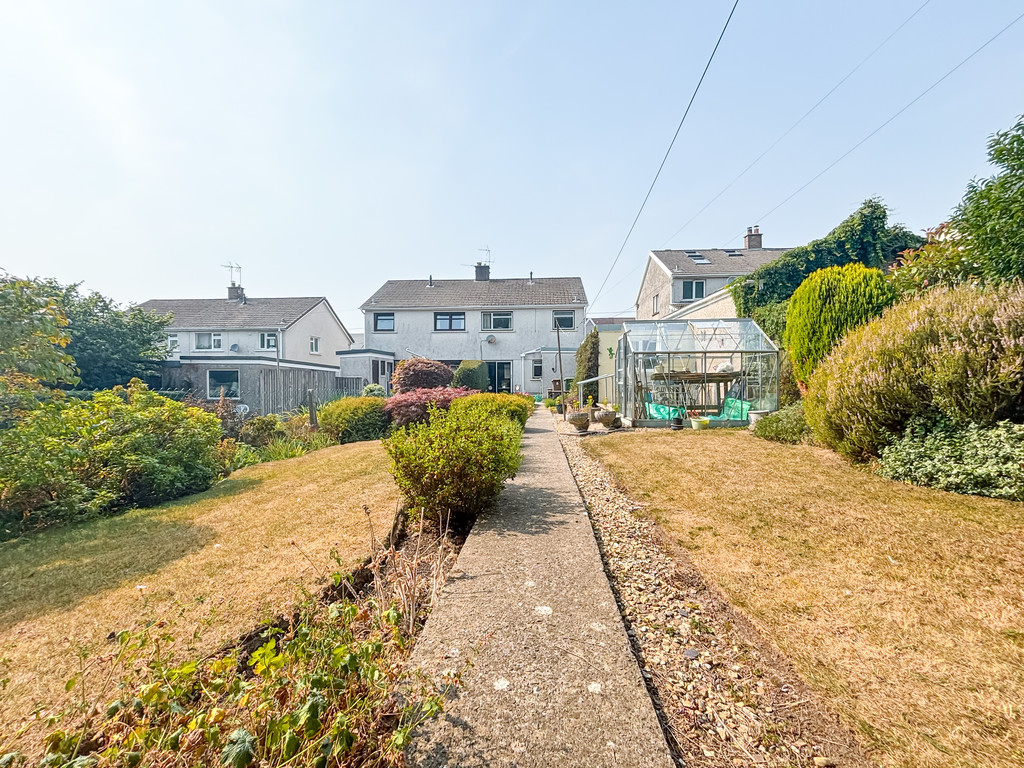 3 bed semi-detached house for sale in Oakdale Terrace, Penmaen, Blackwood  - Property Image 24