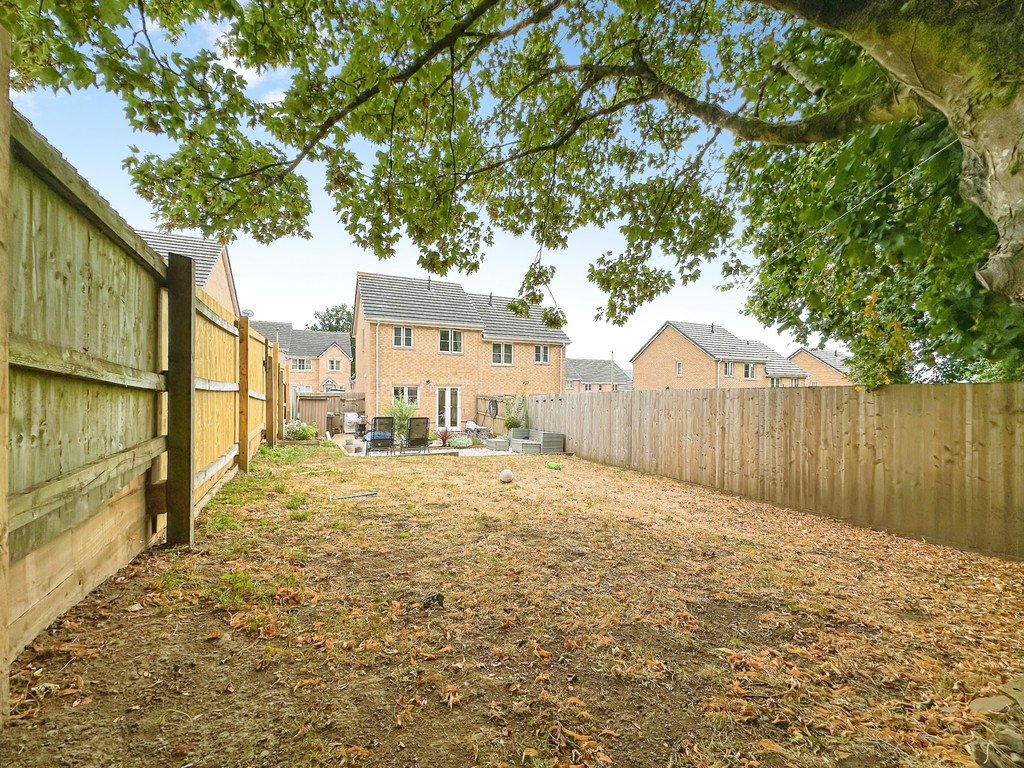 2 bed semi-detached house for sale in Ffordd Penallta, Gellihaf  - Property Image 2