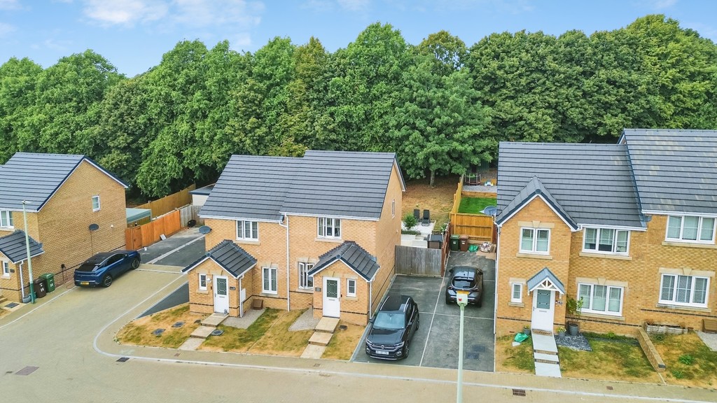 2 bed semi-detached house for sale in Ffordd Penallta, Gellihaf  - Property Image 1