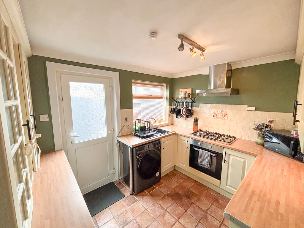 3 bed terraced house for sale in St. Annes Crescent, Bargoed - Property Image 7