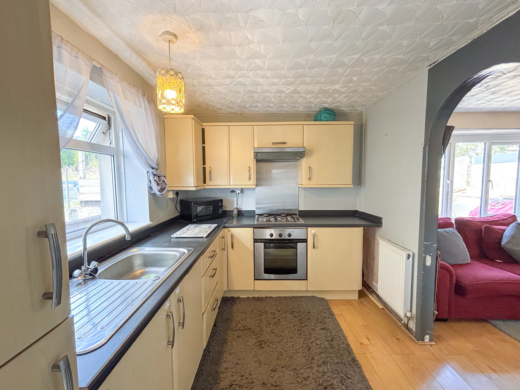 3 bed semi-detached house for sale in The Close, Cefn Hengoed  - Property Image 6
