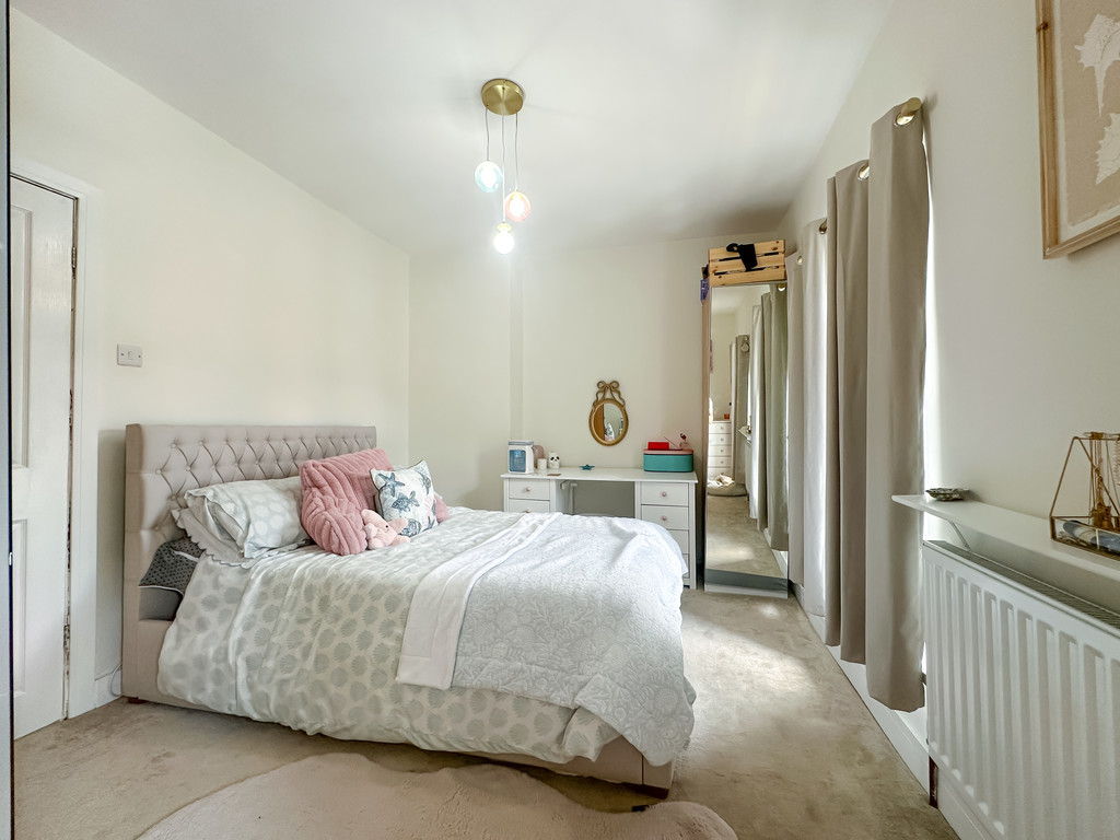 3 bed terraced house for sale in Sir Ivor Road, Pontllanfraith - Property Image 19