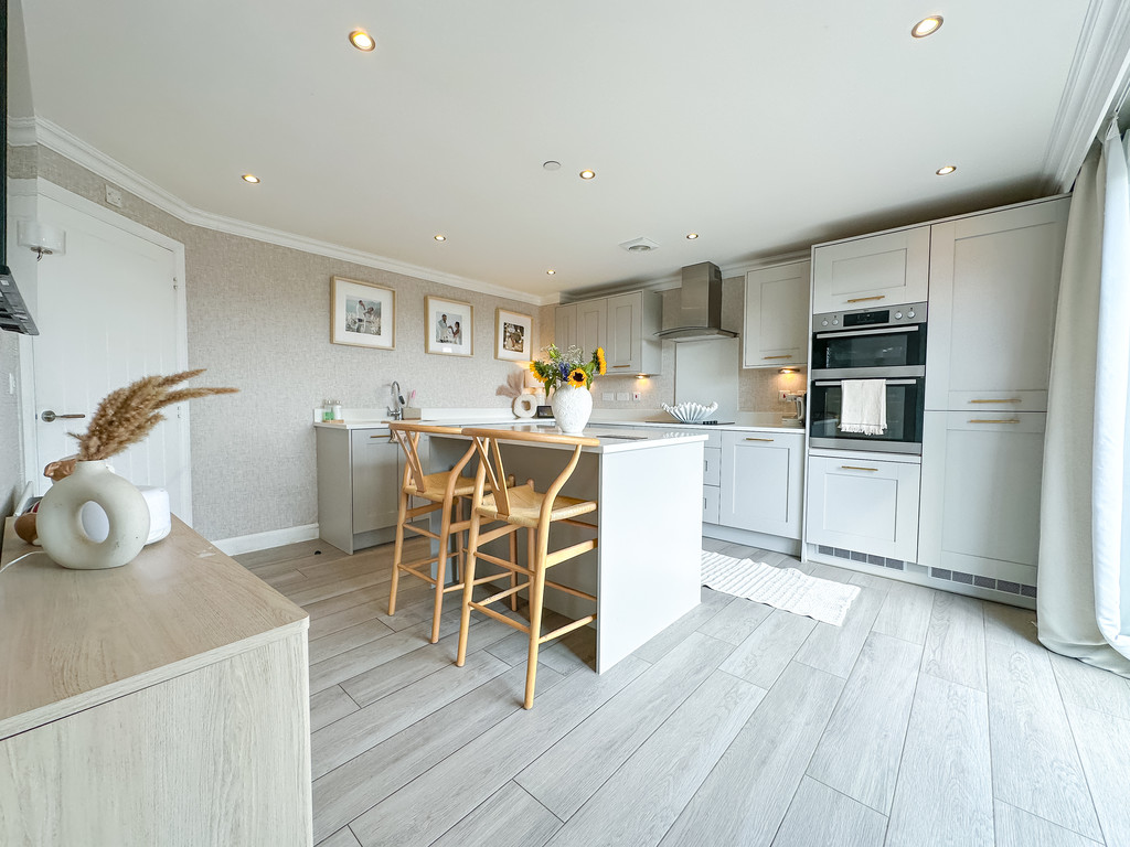 4 bed detached house for sale in Ffordd Y Dderwen, Caerphilly - Property Image 6