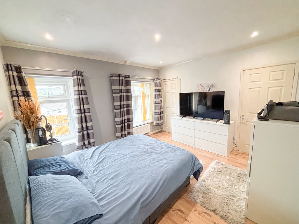 2 bed terraced house for sale in Cardiff Road, Bargoed - Property Image 13