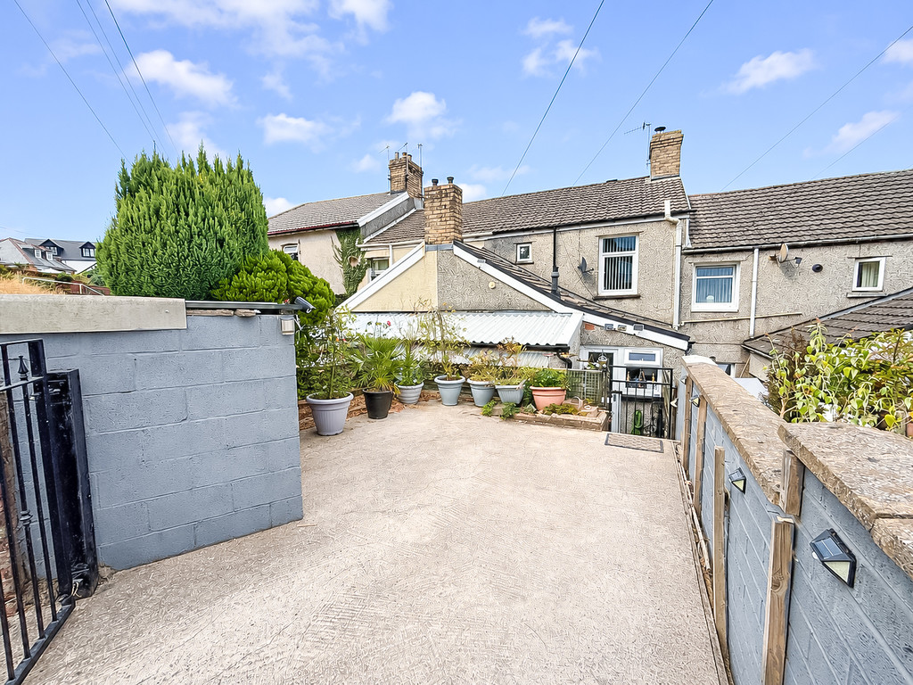2 bed terraced house for sale in Cardiff Road, Bargoed - Property Image 16