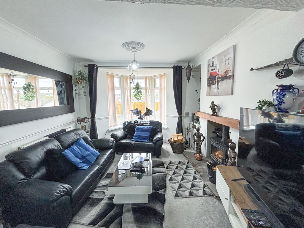 2 bed terraced house for sale in Cardiff Road, Bargoed - Property Image 5