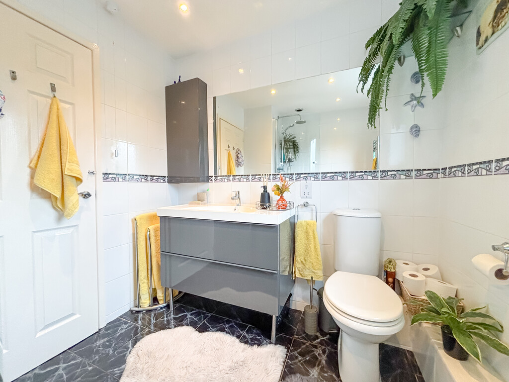 3 bed detached house for sale in Julian Heights, Fleur De Lis, NP12  - Property Image 23