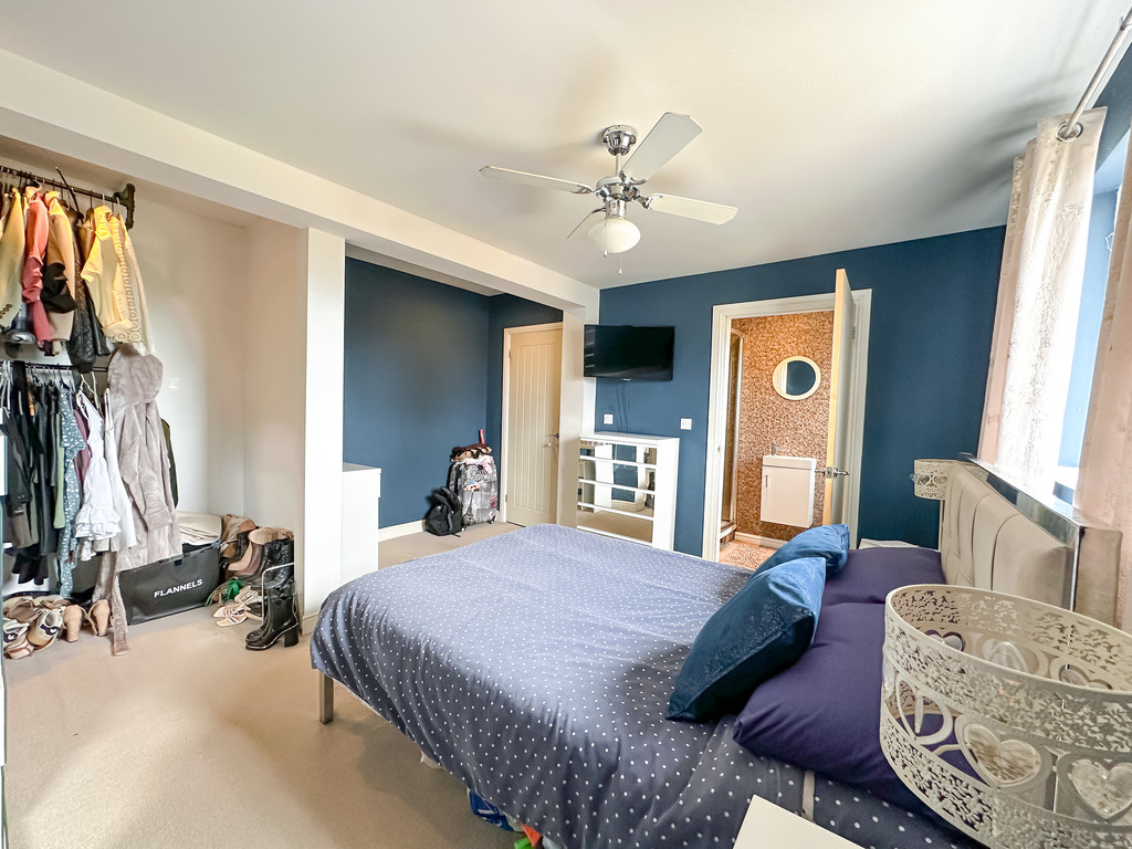 3 bed semi-detached house for sale in Sannan Street, Aberbargoed - Property Image 10