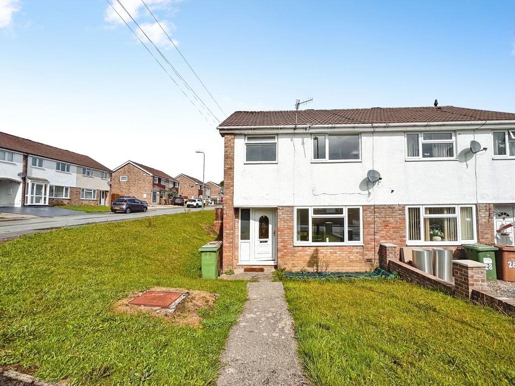 3 bed semi-detached house for sale in Penmaen Close, Cefn Hengoed