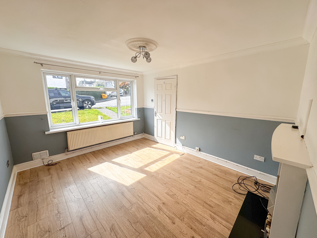 3 bed semi-detached house for sale in Penmaen Close, Cefn Hengoed  - Property Image 2