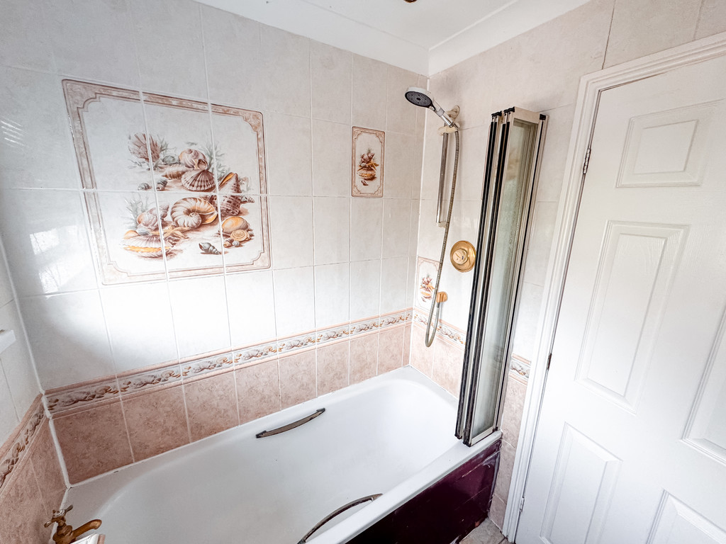 3 bed semi-detached house for sale in Penmaen Close, Cefn Hengoed  - Property Image 6
