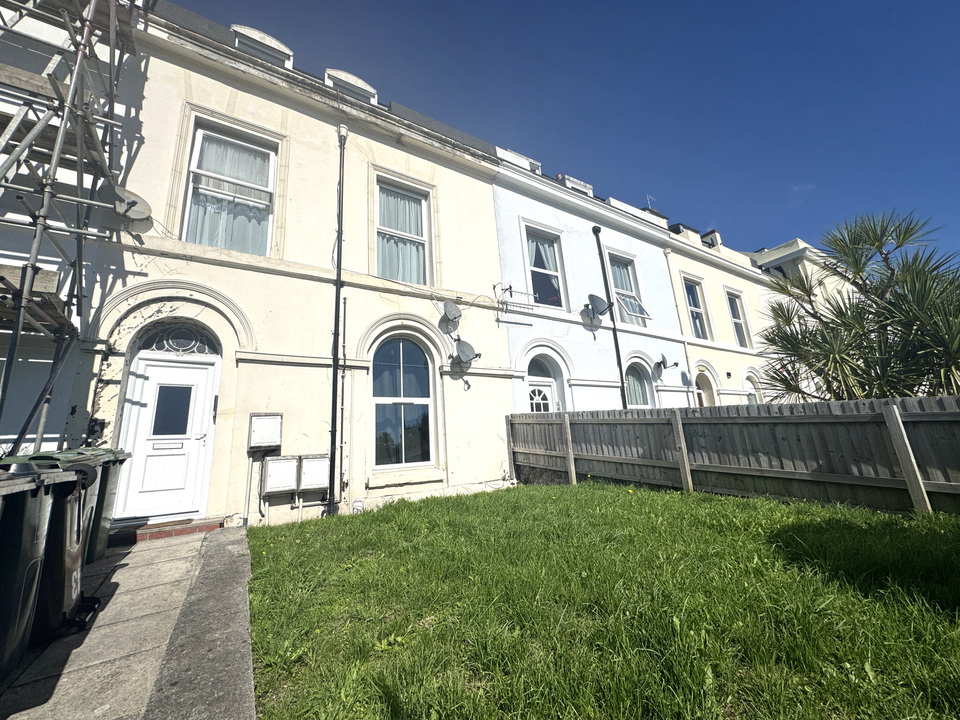 1 bed  to rent in Embankment Road, Plymouth, Devon