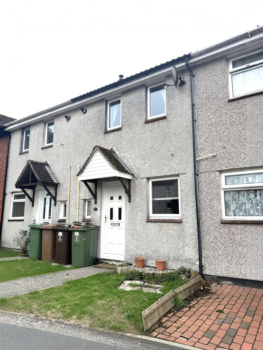 2 bed  to rent in Middle Down Close, Plymouth, Devon