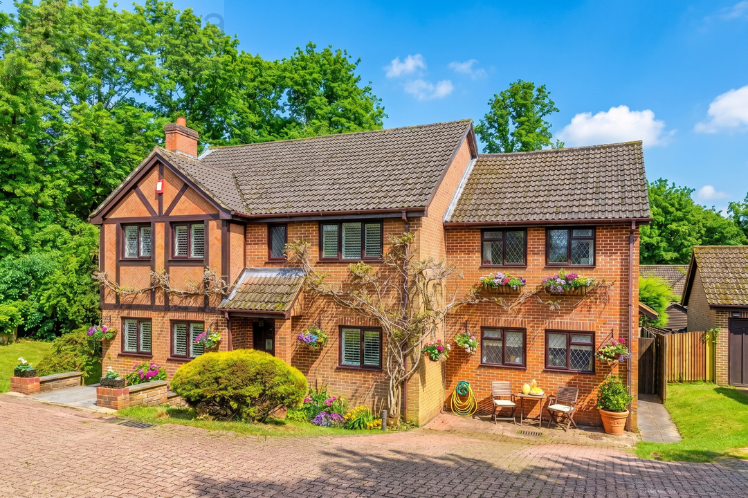 6 bed  for sale in Farrers Place, Shirley Hills