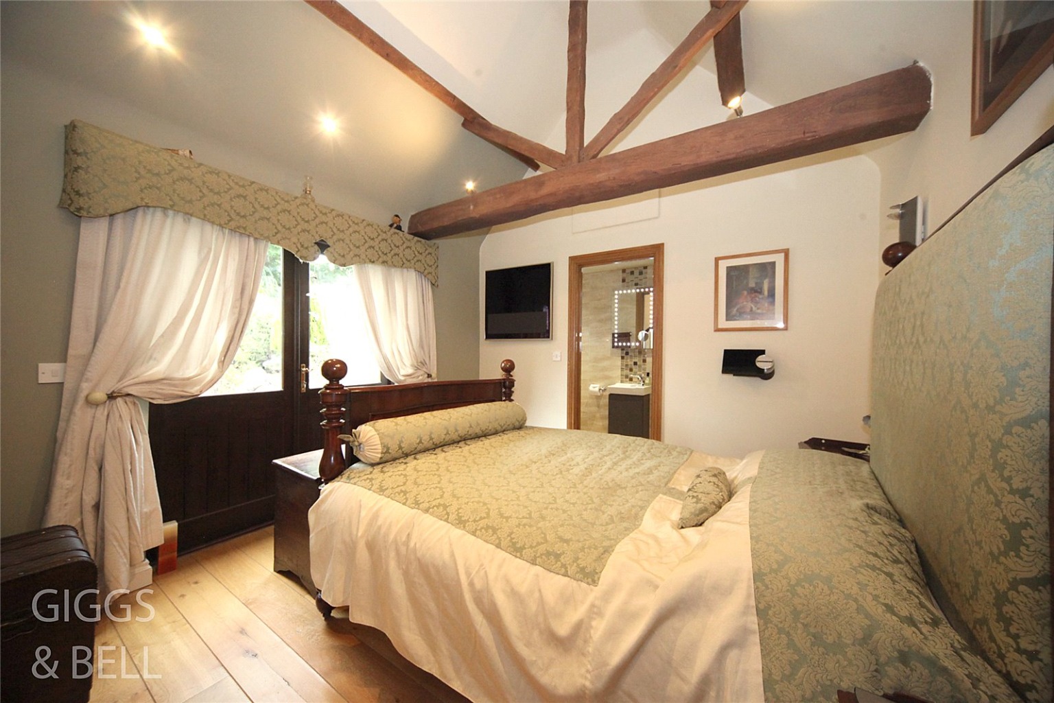 3 bed detached house for sale in Sundon Road, Luton 10