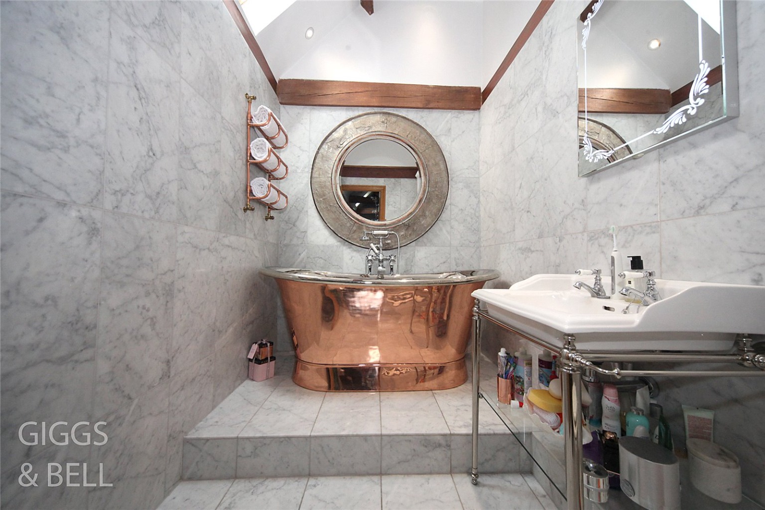 3 bed detached house for sale in Sundon Road, Luton 15