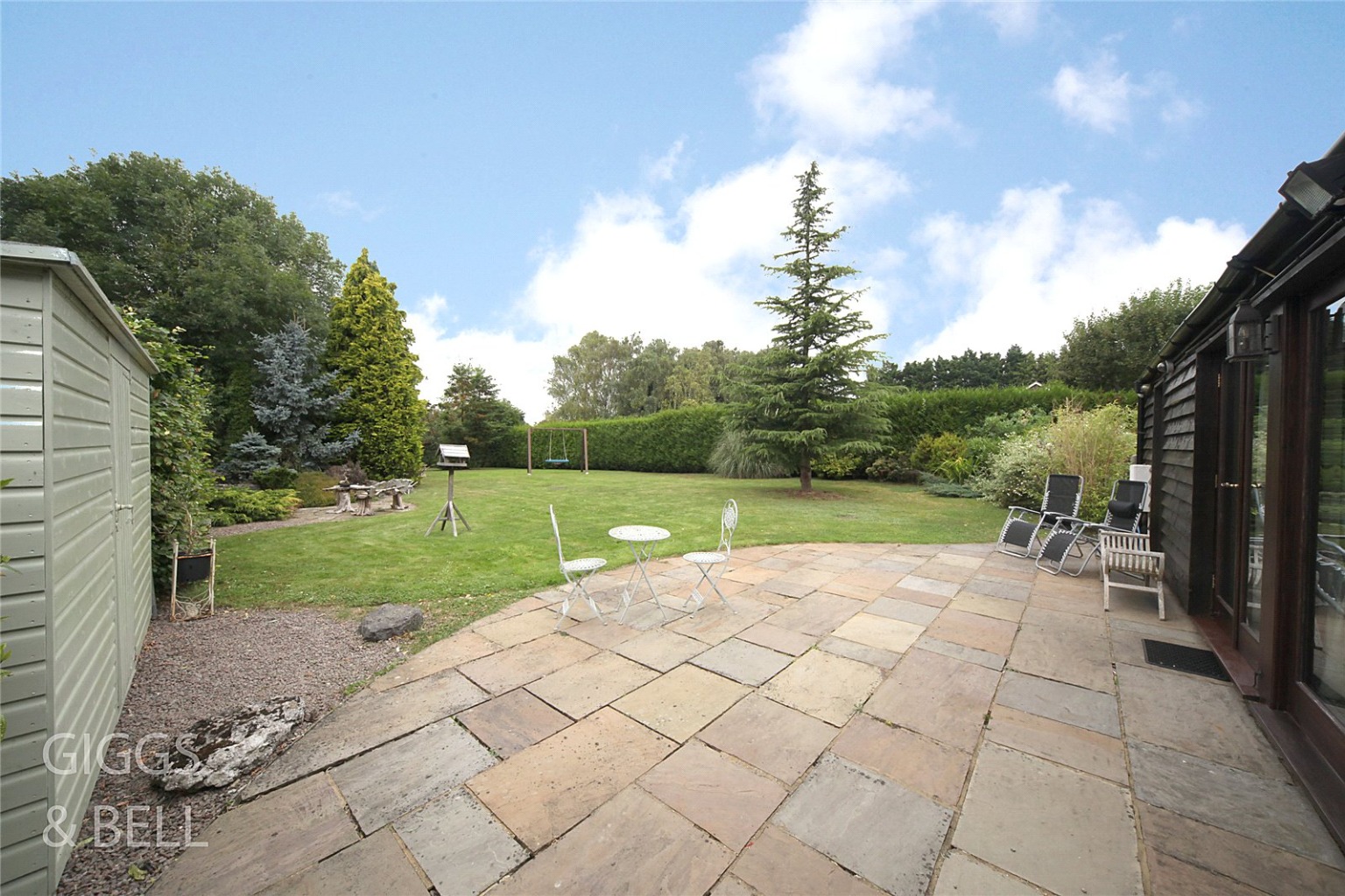 3 bed detached house for sale in Sundon Road, Luton 17