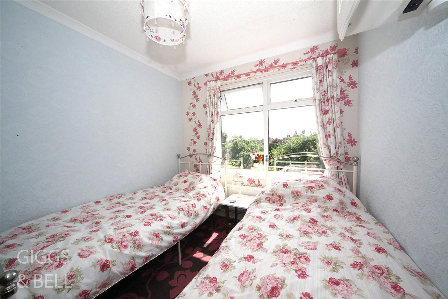 3 bed detached house for sale in Graham Gardens 17