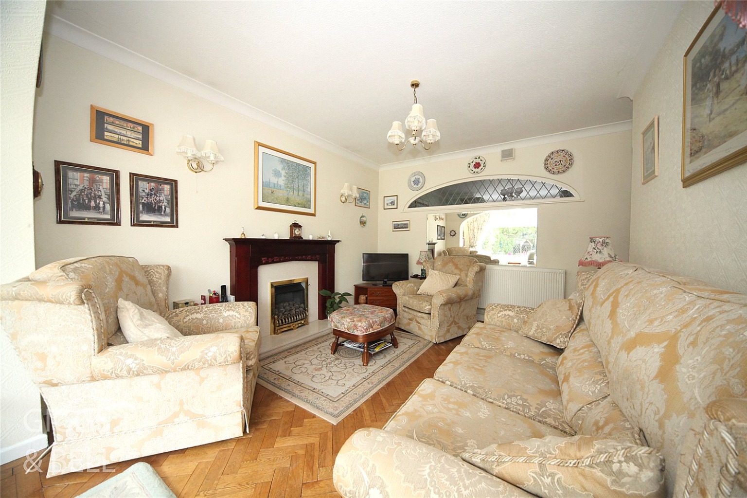 3 bed detached house for sale in Graham Gardens  - Property Image 4