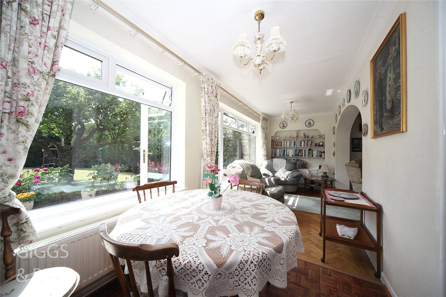 3 bed detached house for sale in Graham Gardens 5