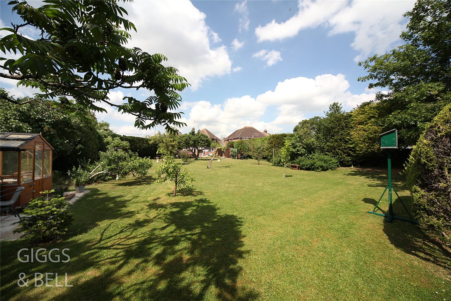 3 bed detached house for sale in Graham Gardens  - Property Image 21