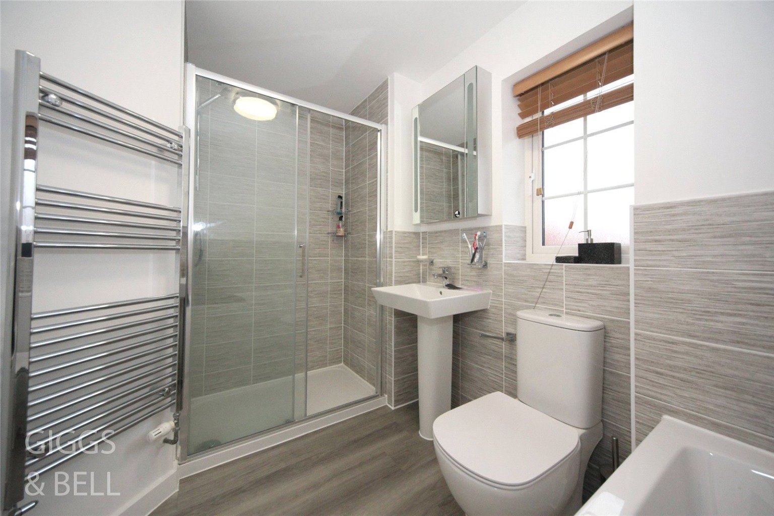 4 bed detached house for sale in Clinton Avenue, Luton  - Property Image 11