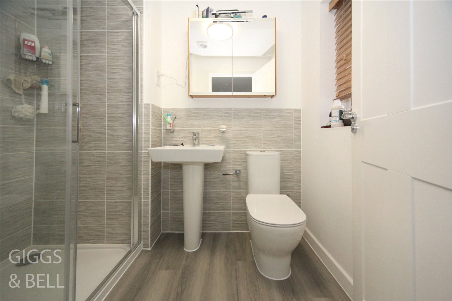 4 bed detached house for sale in Clinton Avenue, Luton 11