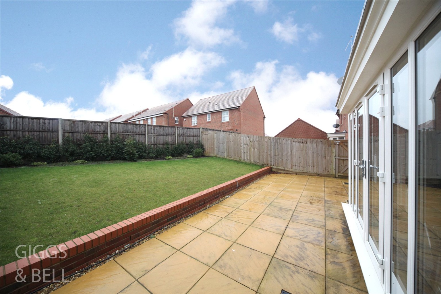 4 bed detached house for sale in Clinton Avenue, Luton 15