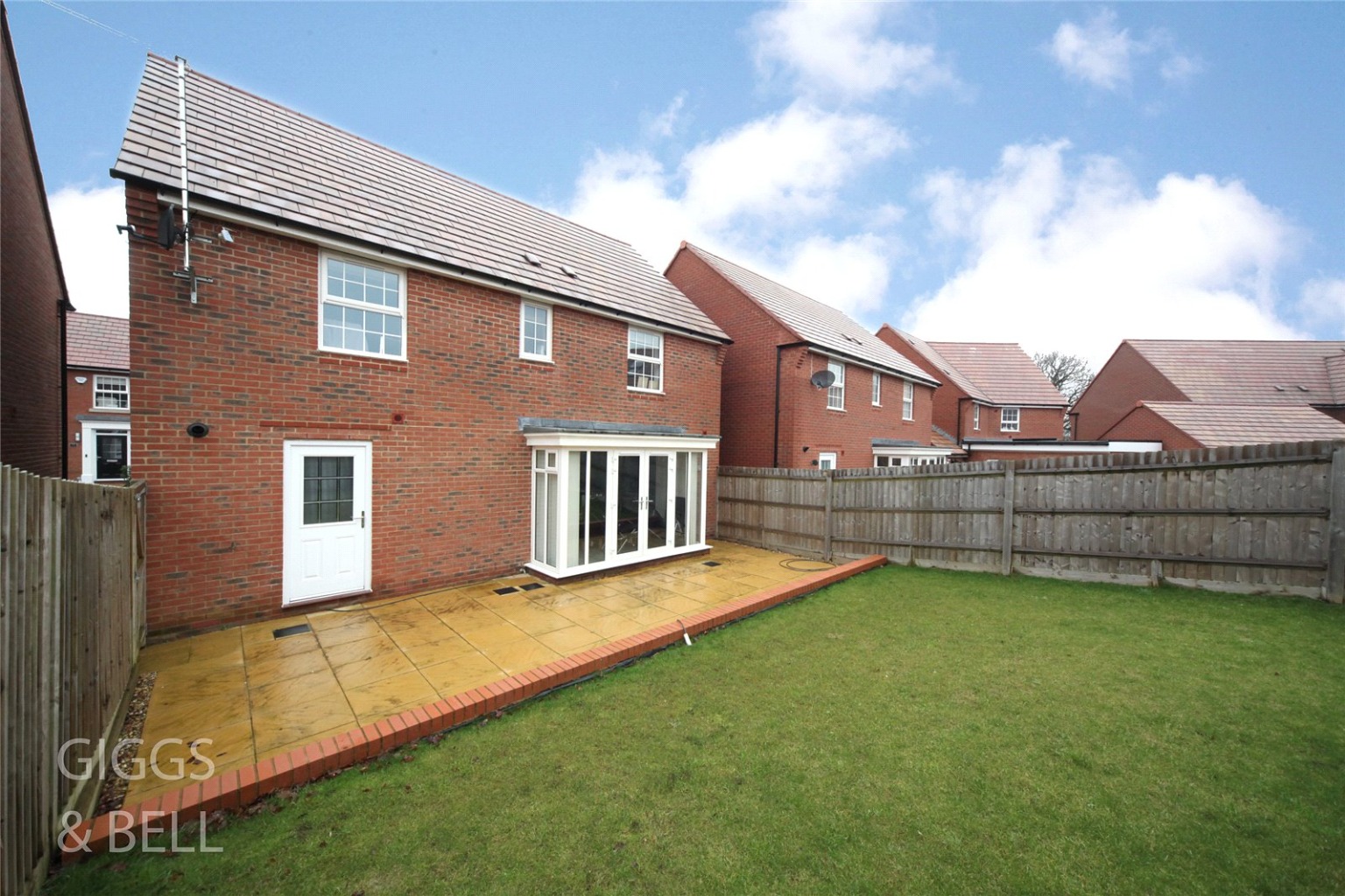 4 bed detached house for sale in Clinton Avenue, Luton 17