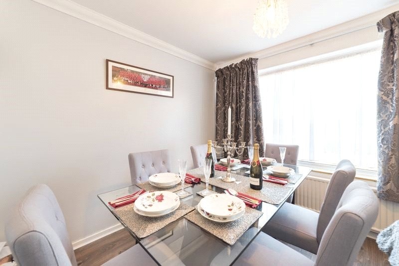 3 bed semi-detached house for sale in Hillary Crescent 7
