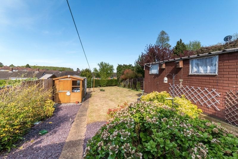 3 bed semi-detached house for sale in Hillary Crescent  - Property Image 14