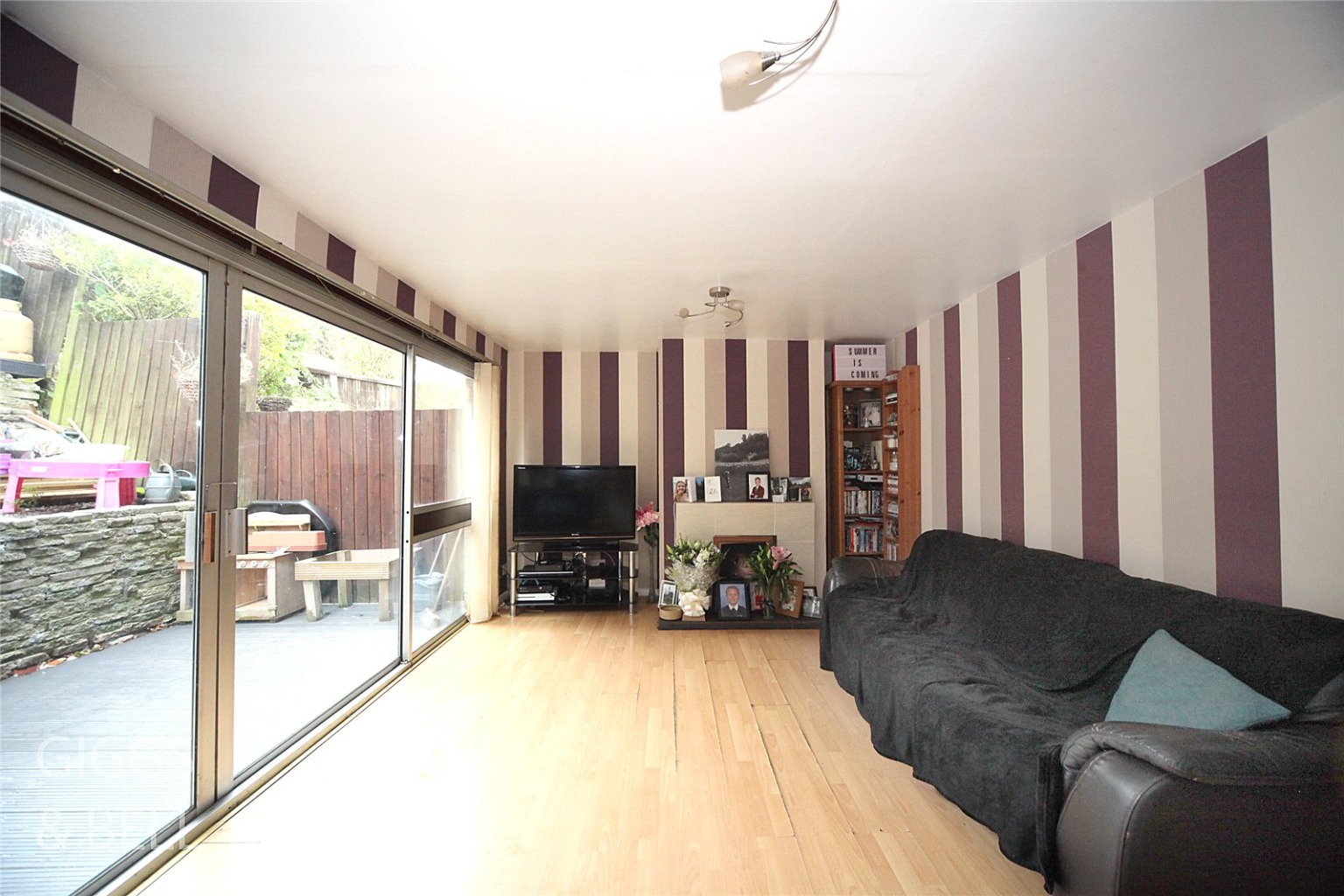 3 bed terraced house for sale in Brendon Avenue 1