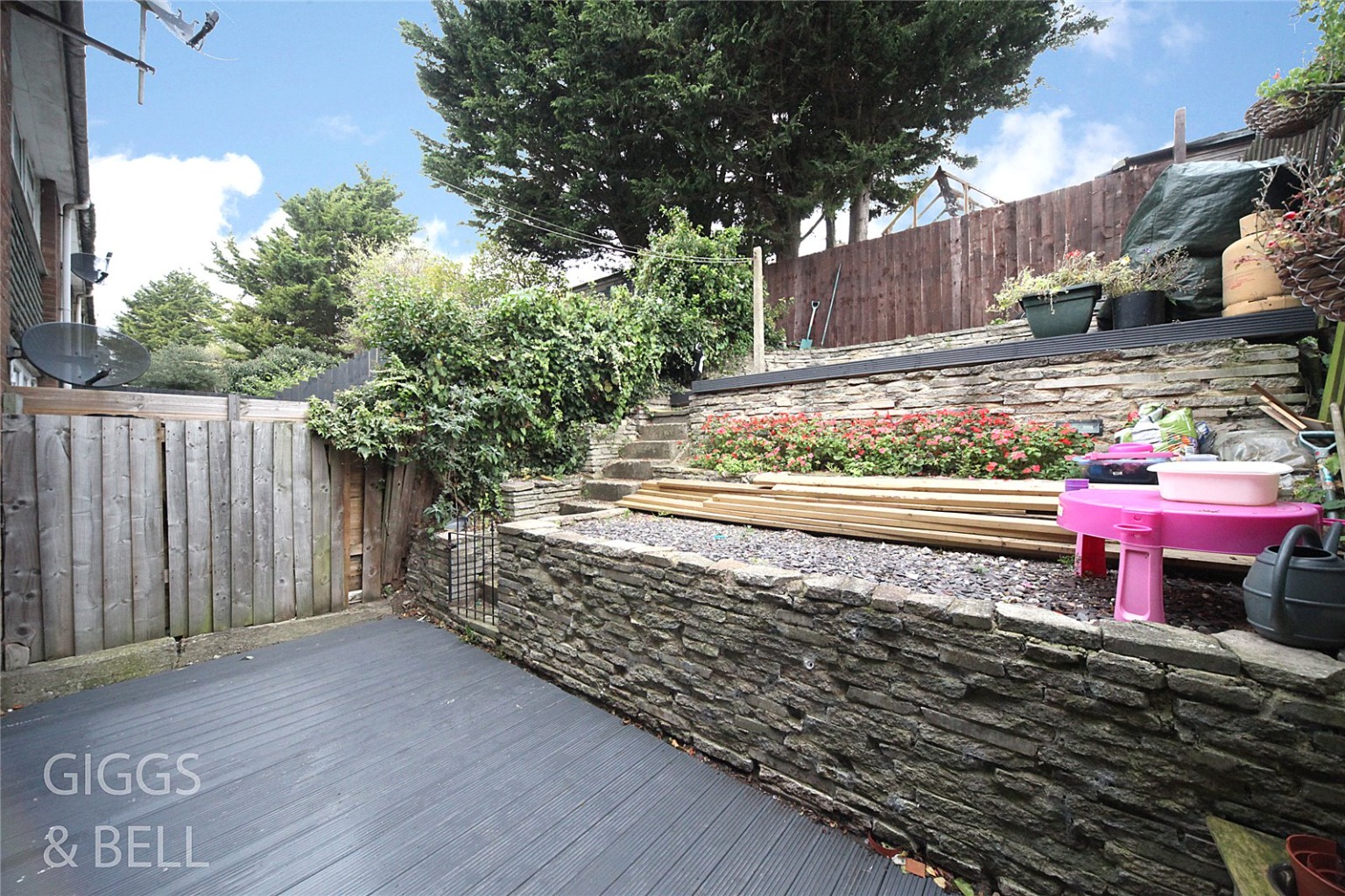 3 bed terraced house for sale in Brendon Avenue 14