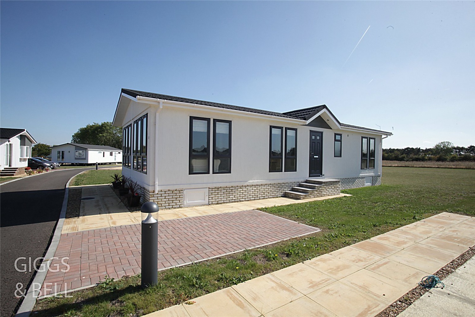 2 bed detached house for sale, Shefford 18